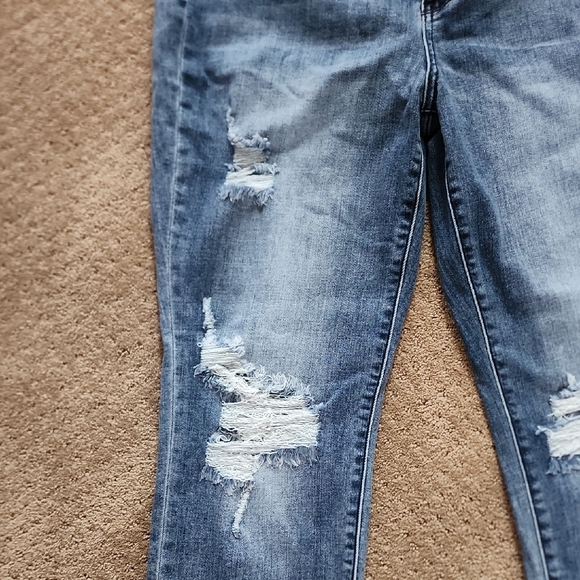 Judy Blue Distressed Blue Jeans - Picture 2 of 14